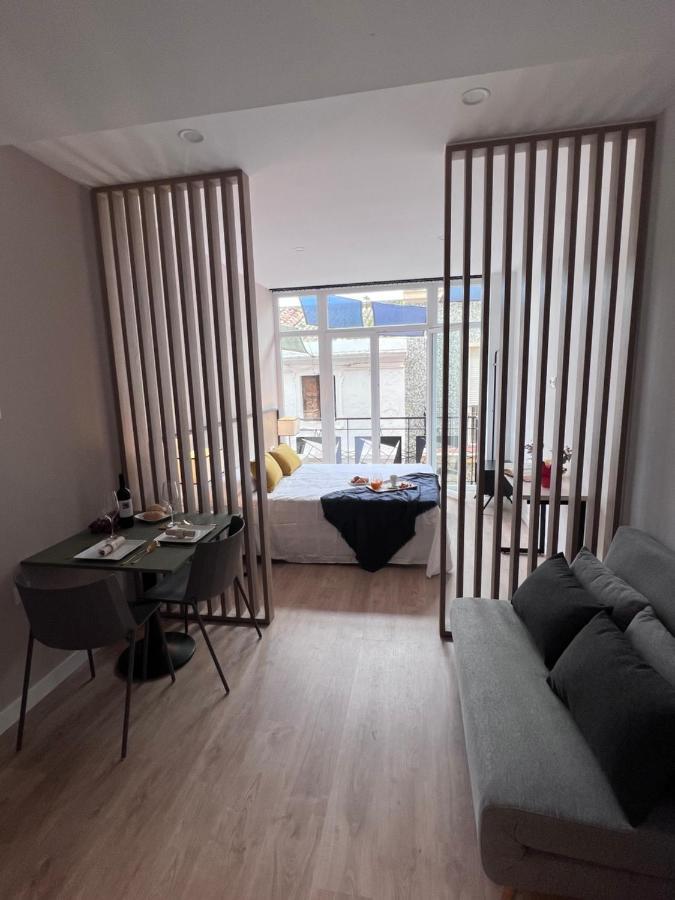 Apartamentos San Juan Suites Бадахос Экстерьер фото